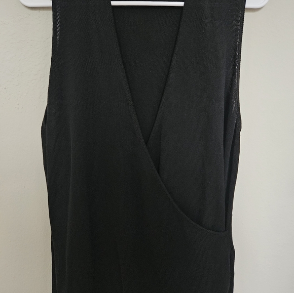 ann taylor sleeveless blouses - Picture 4 of 5